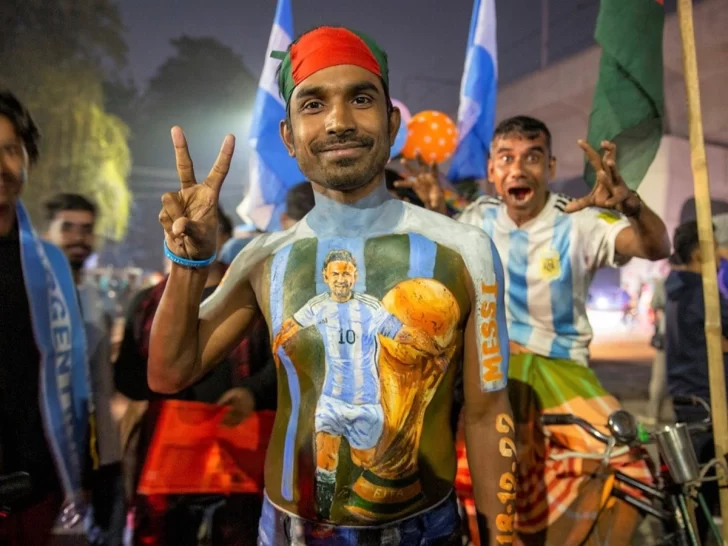 La promesa que un hincha de Bangladesh tuvo que cumplir por Argentina campeón mundial