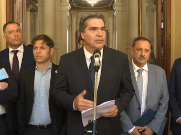 Gobernadores con el presidente: “Los argentinos no pueden estar tranquilos con esta Corte que viola la Constitución”