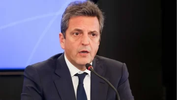 Tras los anuncios de Massa, baja el dólar y suben bonos y acciones