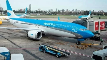 Paro de pilotos: más de 50 vuelos de Aerolíneas Argentinas afectados y caos en los aeropuertos