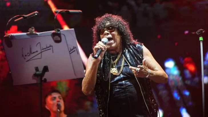 La Mona Jiménez hace vibrar Sargento Cabral con su show