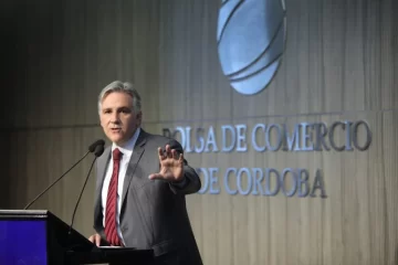 Llaryora cruzó a Milei por retenciones y suba de impuestos en Córdoba