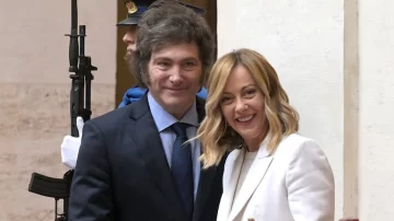 Milei selló un acuerdo histórico con Meloni para exportar gas de Vaca Muerta a Italia