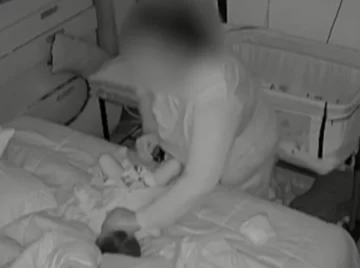 Indignación en Córdoba: una niñera fue filmada golpeando a un bebé de 7 meses