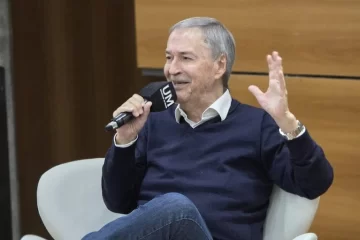 Schiaretti, crítico por el ajuste: “El equilibrio fiscal no se consigue a los hachazos”