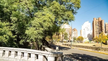 Julio se despide con calor y viento fuerte en Córdoba: ¿cuánto marcarán las máximas y mínimas?