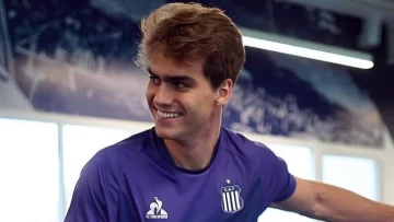 Rodrigo Guth, el nuevo defensor de Talleres, ya es furor por su facha