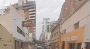 Hallaron muerto a un hombre de 80 años en un hotel céntrico de Córdoba