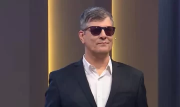 Mario Pergolini volvió a la tele con ironías, chistes políticos y Francella de invitado