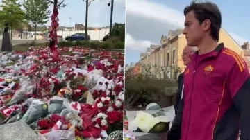 Paulo Dybala rindió homenaje a Diogo Jota con flores y un minuto de silencio